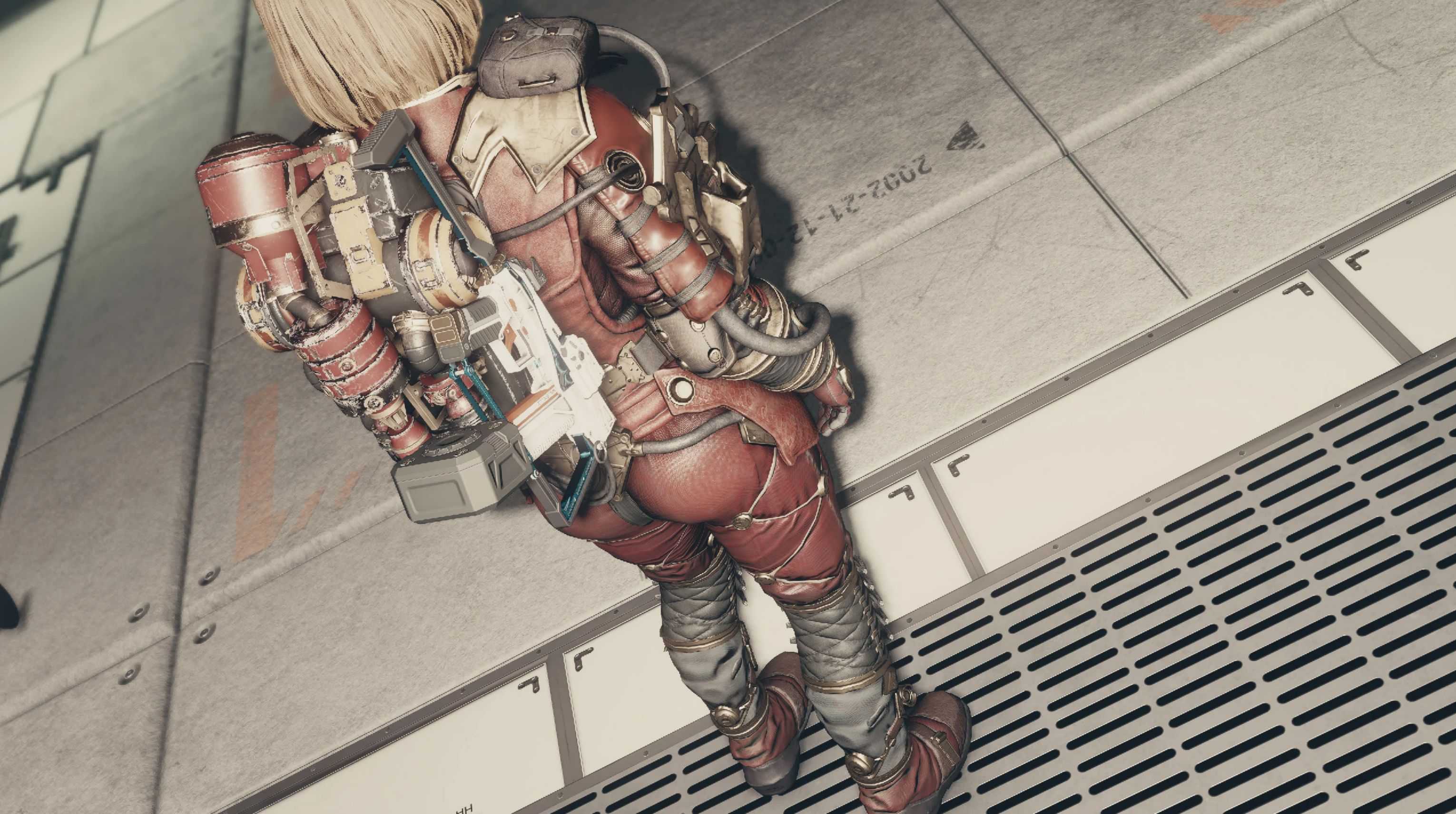 THICC Spacesuit Pirateset assault
